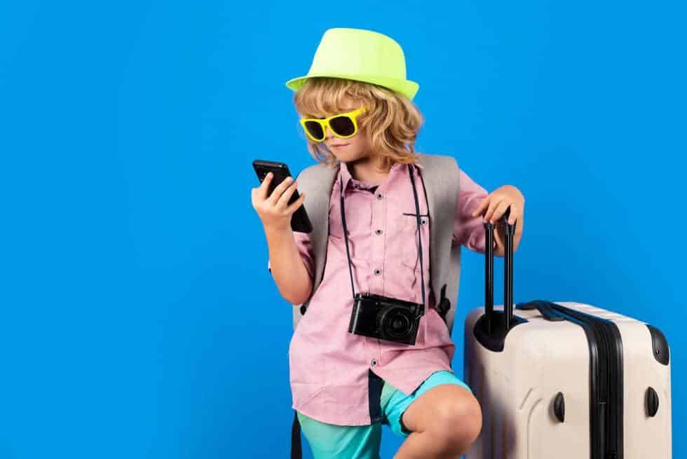 Keep Children Busy on Flights with Elite Travel Reviews